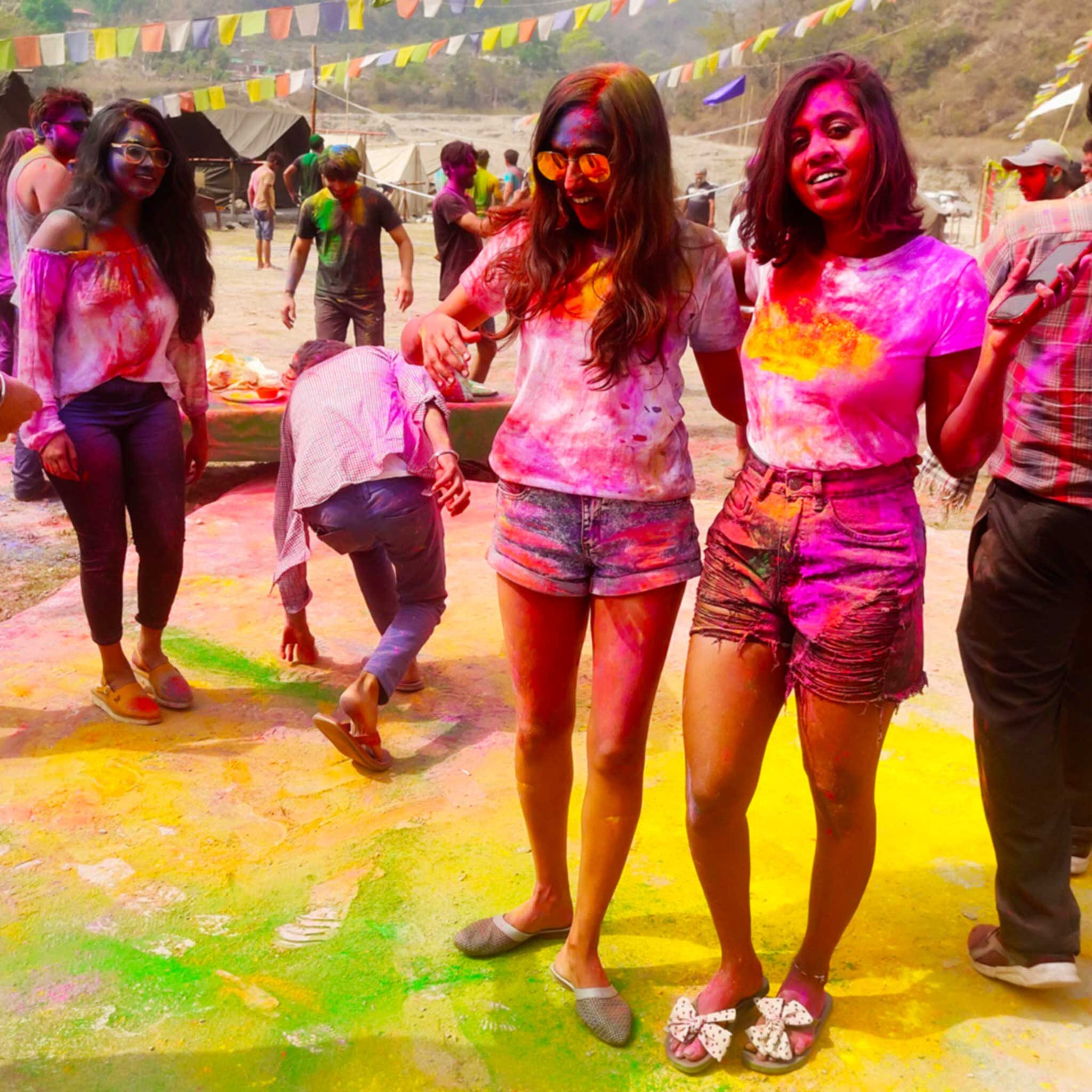 holi party in rishikesh adventure camp