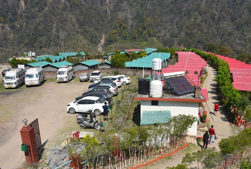 riverside-luxury-camp-in-Rishikesh-free-parking